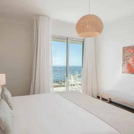 Rodamar Ii By An Island